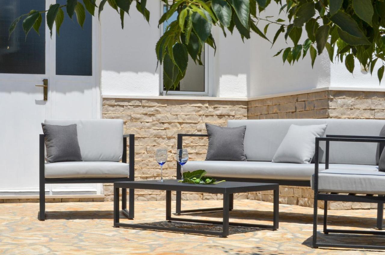 Holiday Home Nevera Kastela Dış mekan fotoğraf