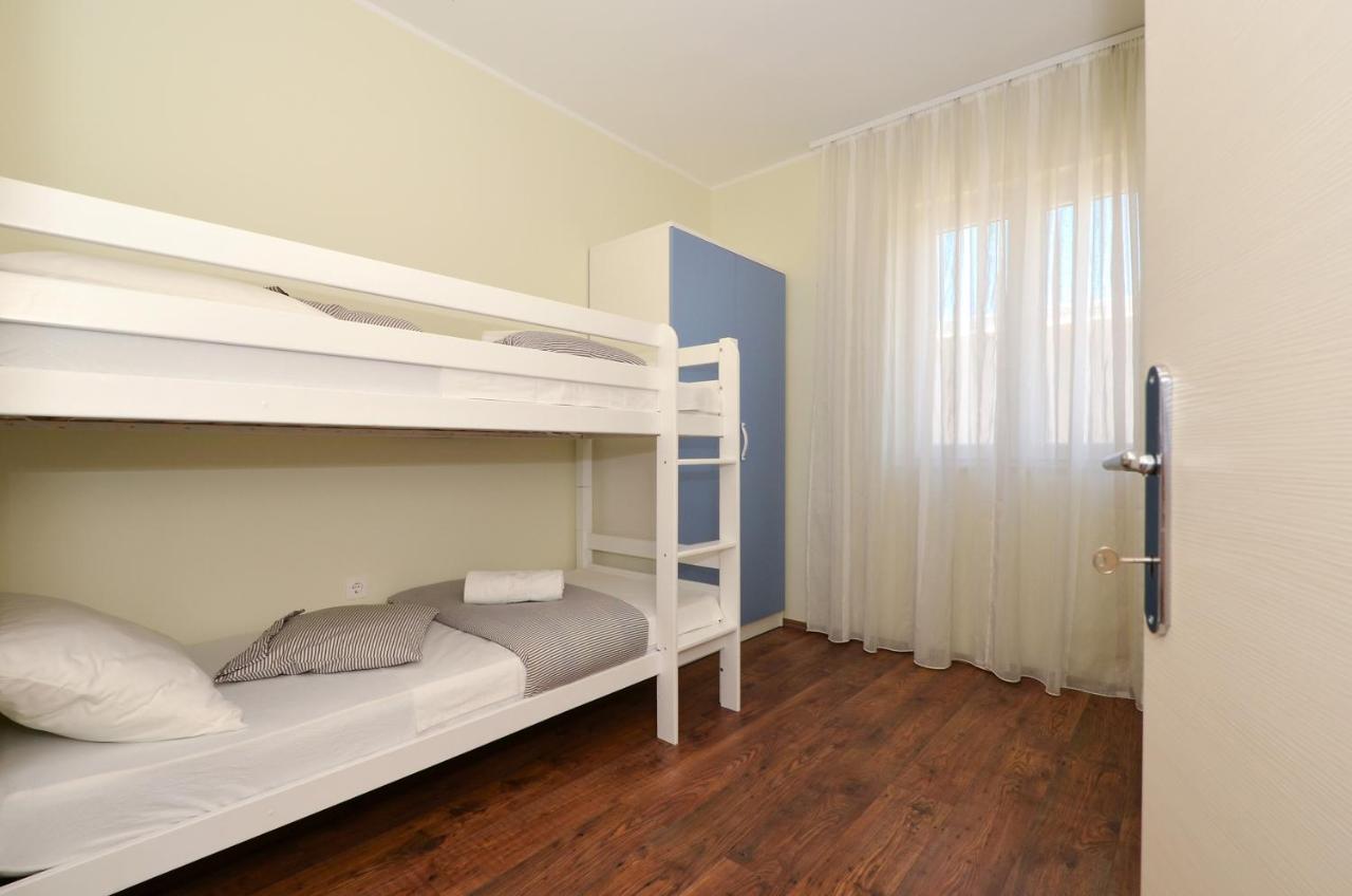 Holiday Home Nevera Kastela Dış mekan fotoğraf
