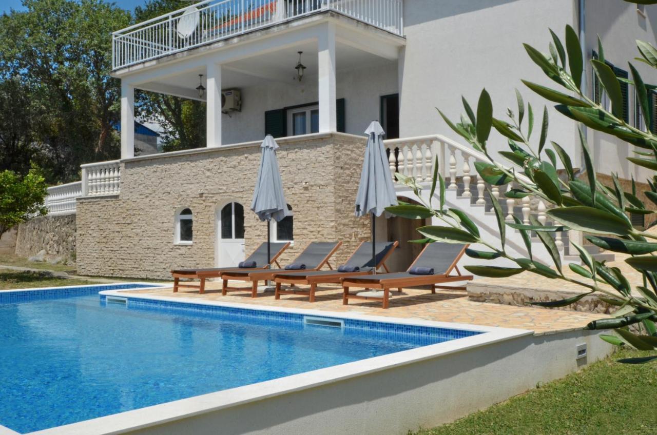 Holiday Home Nevera Kastela Dış mekan fotoğraf